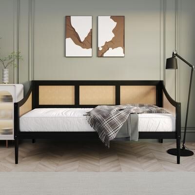 Clayfell Elko Twin Daybed with intricate rattan design