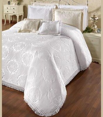Touch of Class Elegant Medallion Grande Bedspread White, California King, White