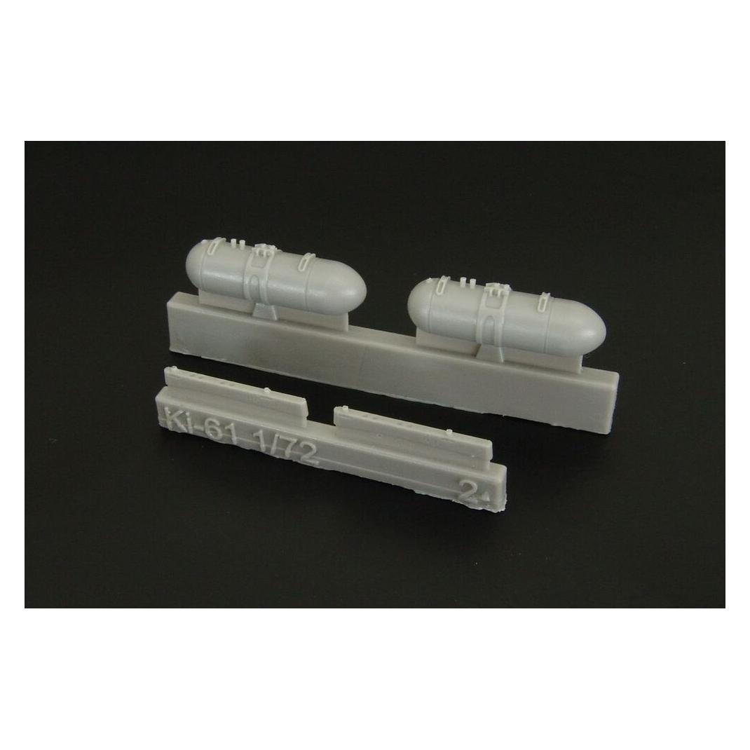 Brengun Ki-61 Id Hien Wing Racks & Drop Tanks (BRL72153)