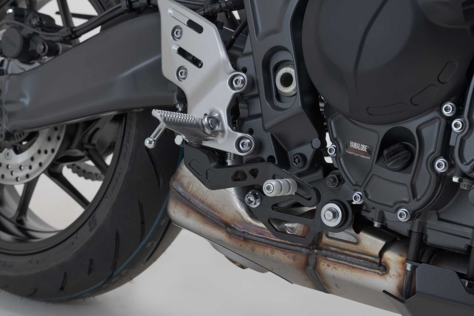 SW-Motech Fußbremshebel - Yamaha MT-09 (20-). FBL.06.851.10000