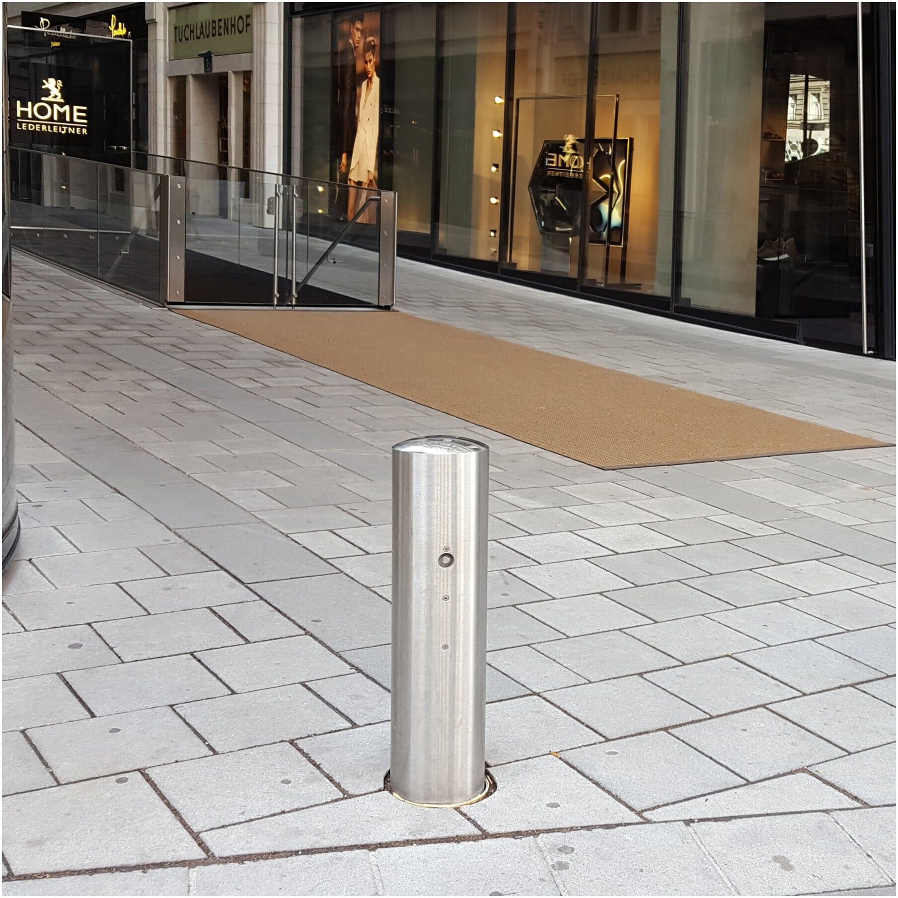 MORAVIA Edelstahlpoller BERLIN XL 204mm Ø 600mm Überflurhöhe (167.18.112)