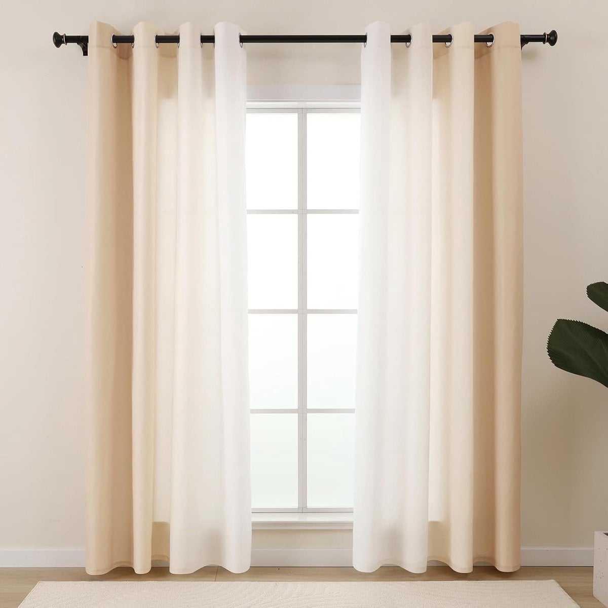 Set van 2 Lichtdoorlatende Gordijnen Beige Wit Kleurverloop van Dikkere Stof, 245 cm