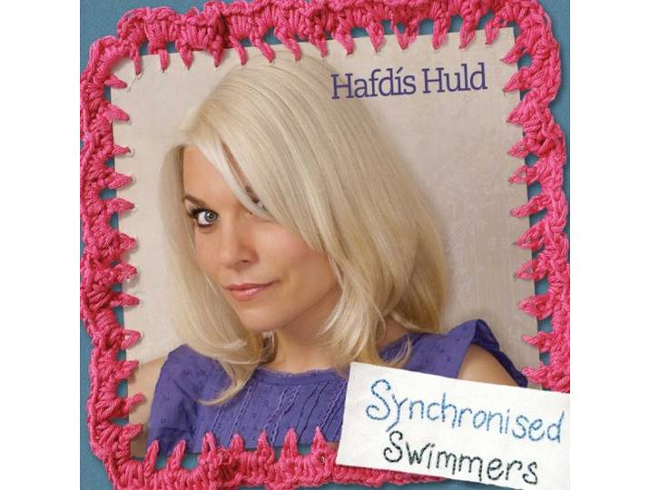 Synchronised Swimmers
