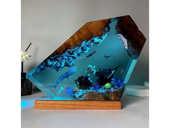Lampe sous-marine en résine, tortue baleine, veilleuse de plongée humaine, cadeau pour la maison, bureau, décoration de chambre à coucher, veilleuse