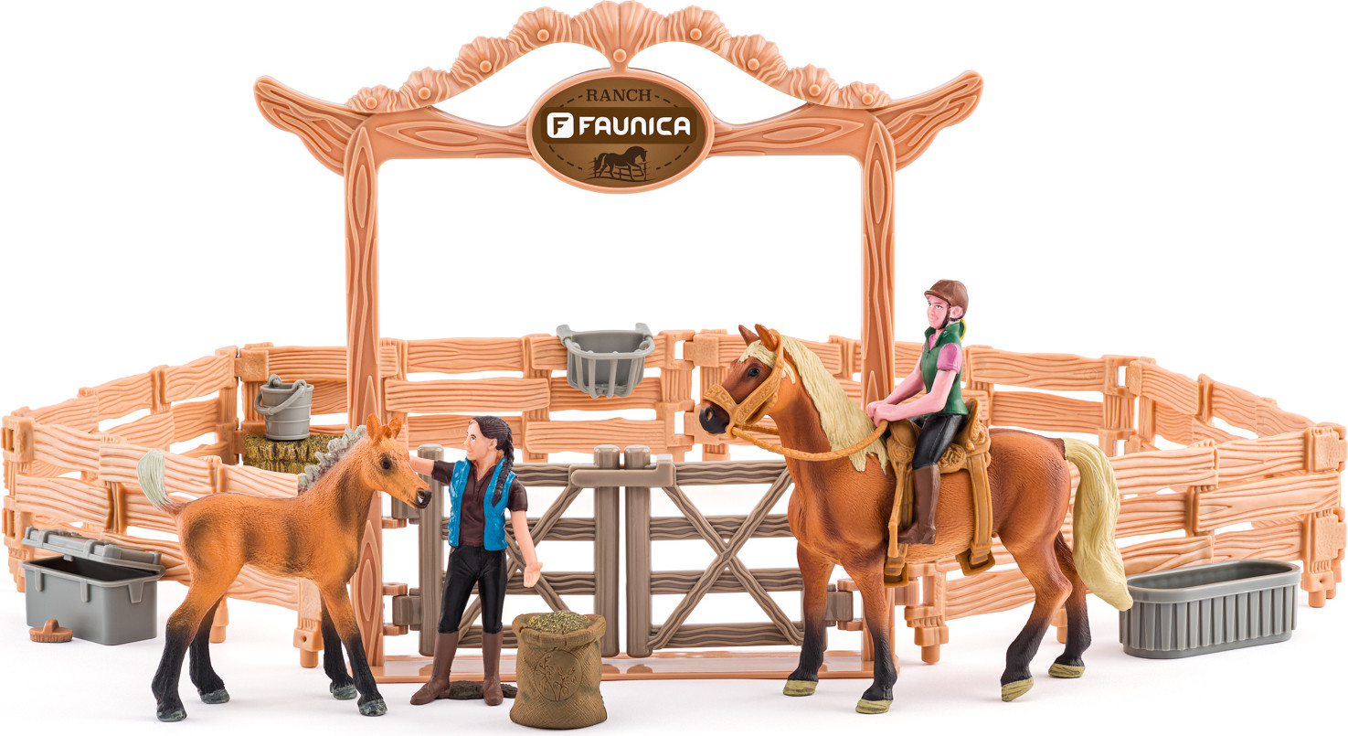 Faunica Maneges met paarden