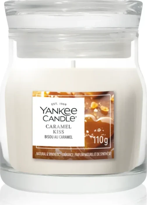 YANKEE CANDLE Signature Caramel Kiss 110 g