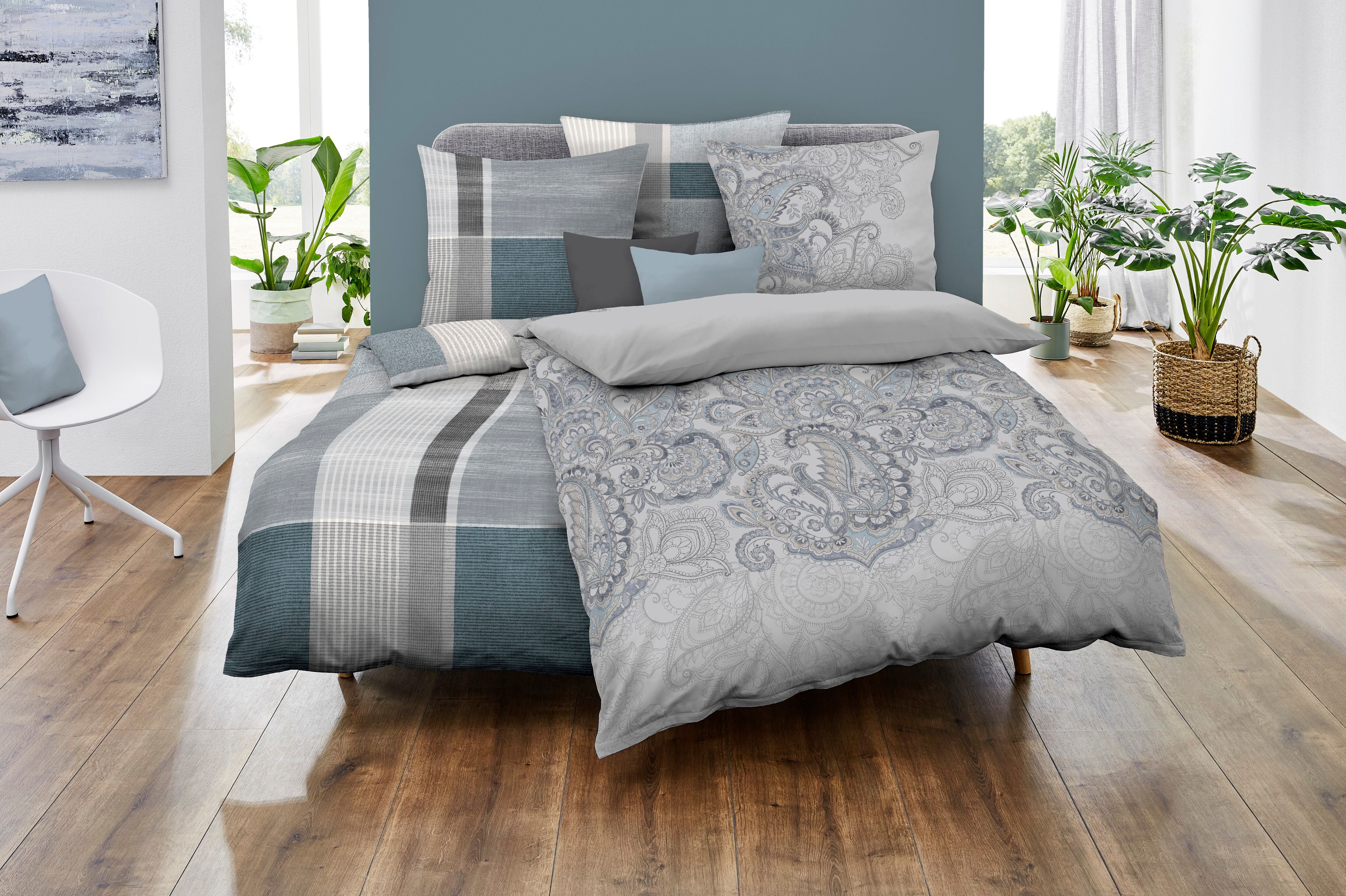 Bettwäsche KAEPPEL "Indica", grau, B/L: 155cm x 220cm, 1 Stk., 1 Stk., Mako-Satin, B/L: 80cm x 80cm, 2 Stk., Mako-Satin, Obermaterial: 100% Baumwolle, Bettwäsche, Bettwäsche, Mit Paisleymuster grau B/L: 155cm x 220cm, 1 Stk., 1 Stk., Mako-Satin, B/L: 80cm