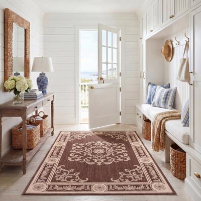 SAFAVIEH Courtyard Rochelle Indoor/ Outdoor Waterproof Patio Backyard Rug