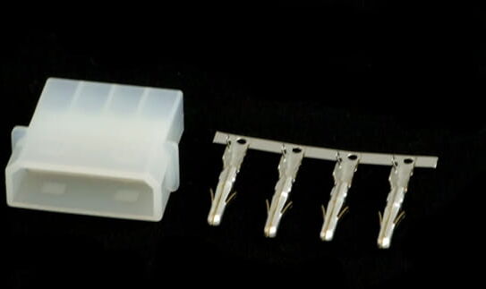 Aquatuning Stromversorgungsstecker f&uuml;r 4Pin Molex