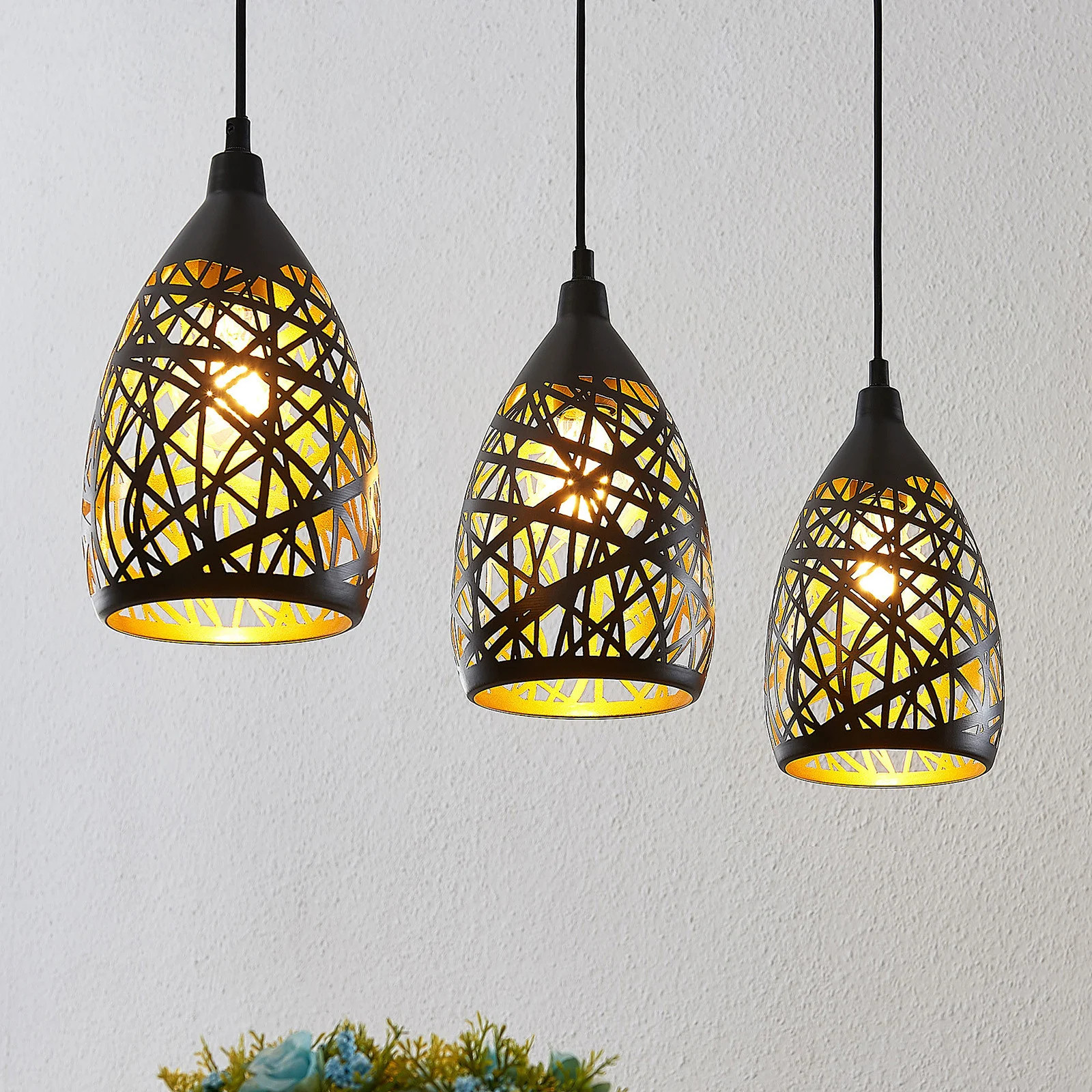 Lindby Marcello 3 Hanglamp Black/Gold/Brass - Modern Metaal - Dimbaar
