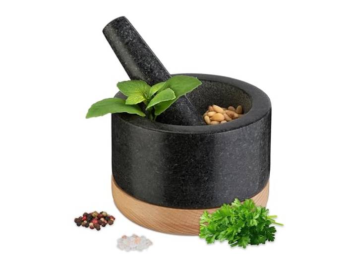 Relaxdays Mortier avec pilon\, en granite\, support en bois\, dimensions du mortier seul H x D : 8\,5 x 14 cm\, noir & nature