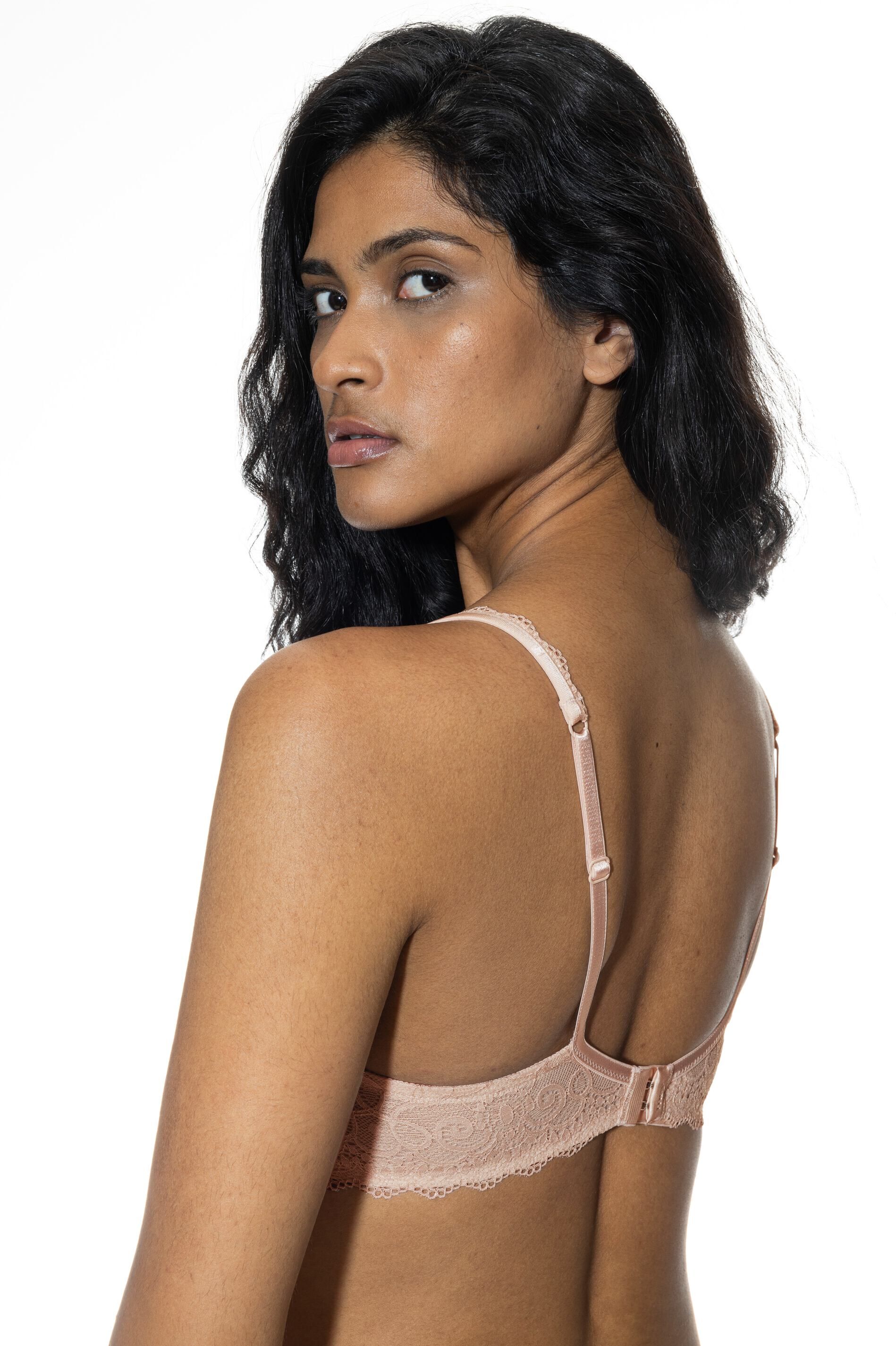 Bügel-BH MEY "SERIE AMOROUS", Damen, Gr. 70, Cup E, beige (baily), Spitze, Obermaterial: 77% Polyamid, 23% Elasthan, unifarben, BHs Bügel-BH, verstellbare BH-Träger verleihen optimalen Sitz baily 70, Cup E