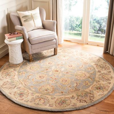 SAFAVIEH Handmade Heritage Chrissy Traditional Oriental Wool Rug