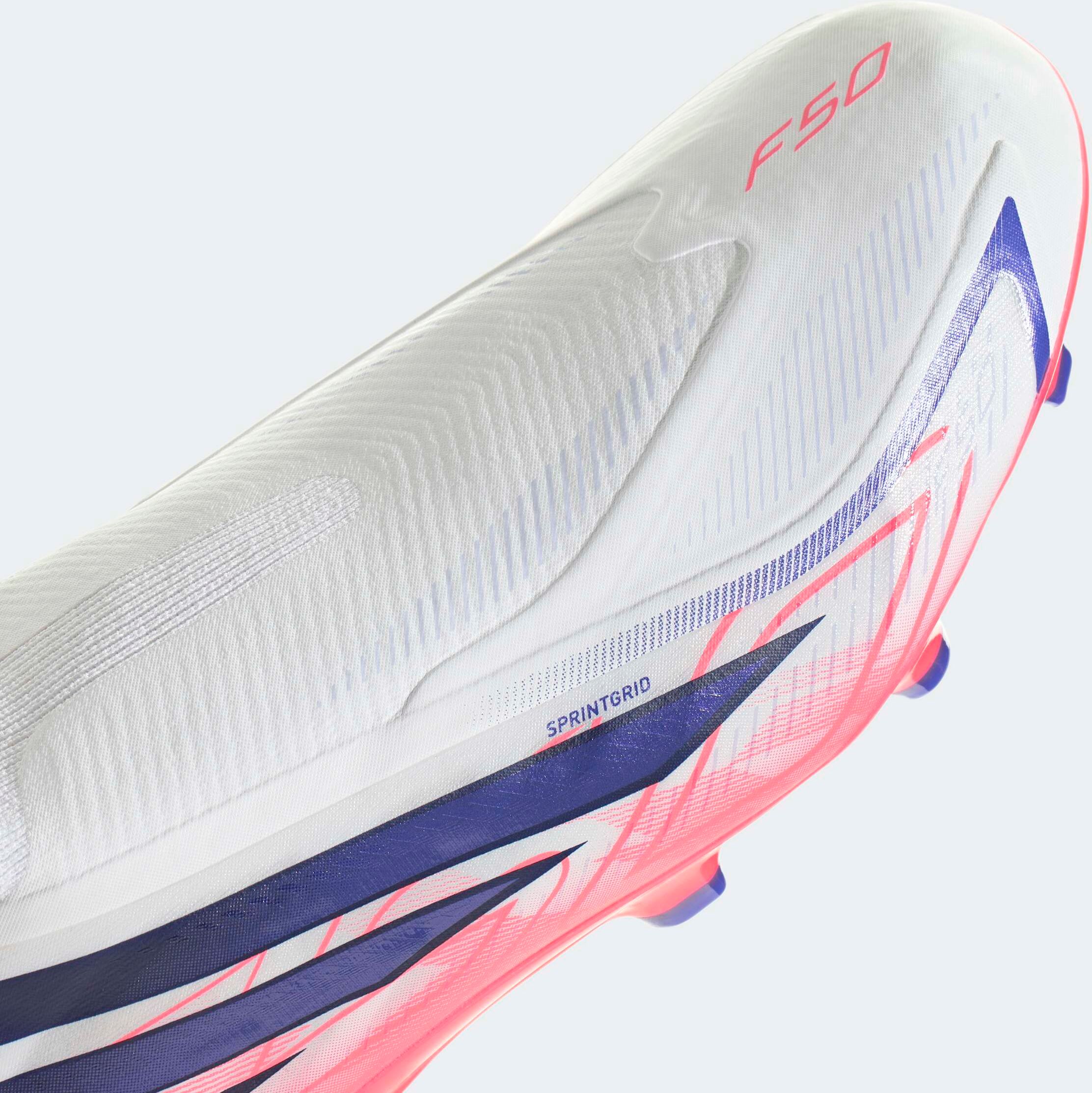 Fussballschuh ADIDAS PERFORMANCE "F50 HYPERFAST LEAGUE, FESTE BÖDEN, OHNE SCHNÜRSENKEL", Gr. 45, cloud weiß, solar lila, solar turbo, Synthetik, Textil, Schuhe Fussballschuh, Aussensohle für Rasen und feste Böden cloud weiß, solar lila, solar turbo 45