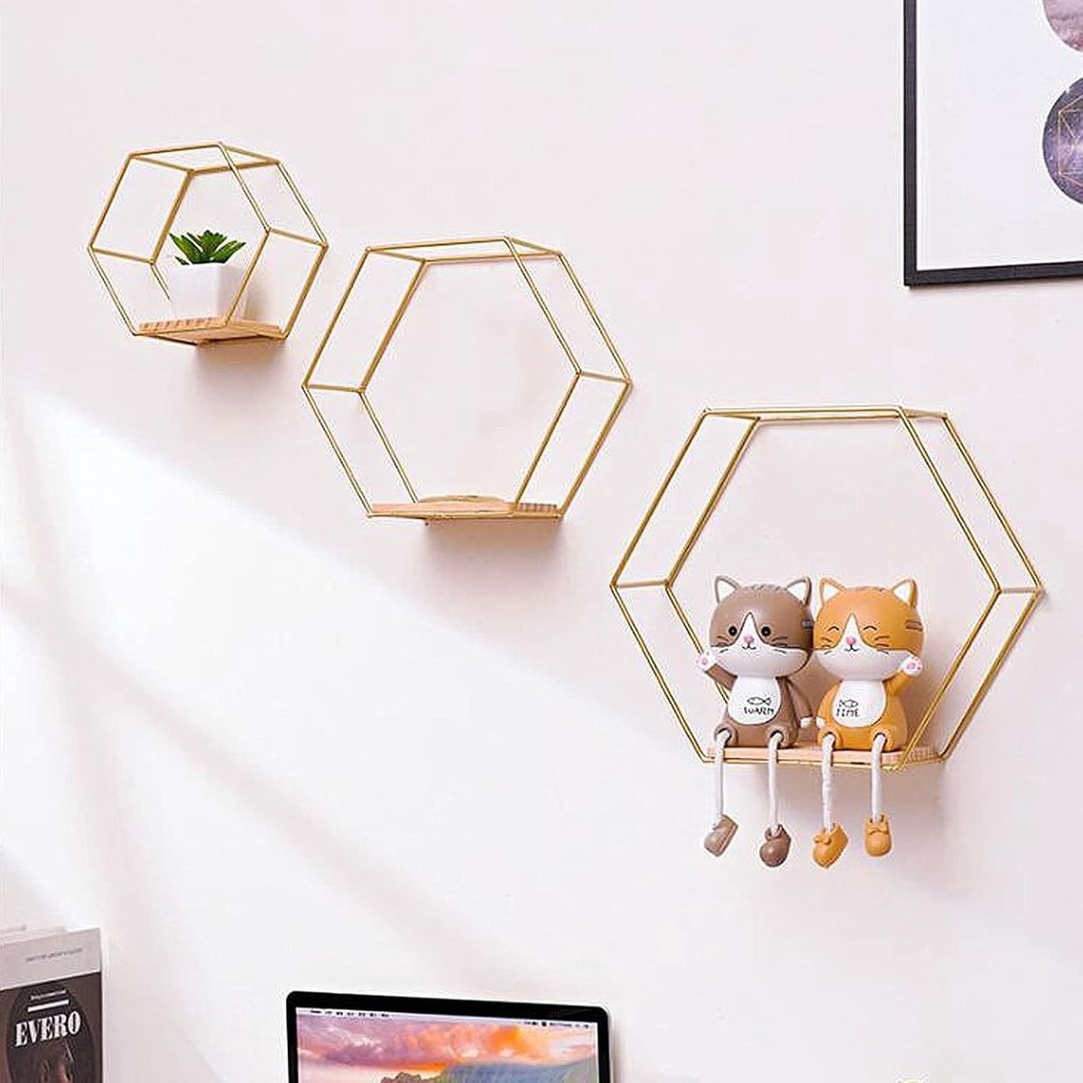 Set van 3 hexagonale metalen wandplanken voor decoratieve opslag