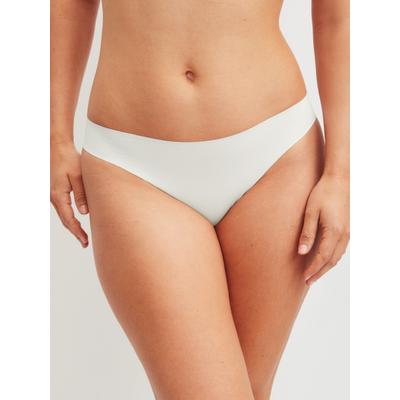 Brasilslip CALIDA "Natural Skin", Damen, Gr. M (44/46), Interlock, weiß (star weiß), Interlock, Obermaterial: 83% Modal (TENCEL™), 17% Elasthan, körpernah, Unterhosen, mit elastischem Bund, weich, atmungsaktiv, Interlock-Qualität