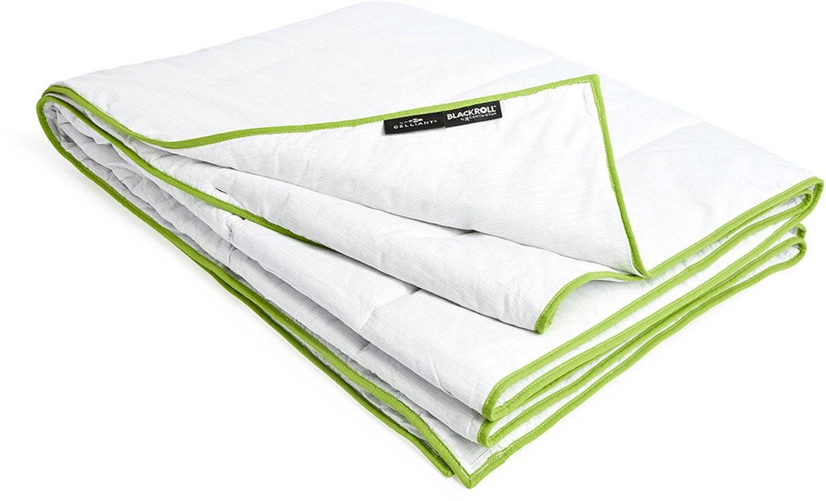 BLACKROLL RECOVERY BLANKET 135x200 cm – 4-seizoenen herstel- & verzwaringsdeken – Ademend katoen – Wit/Groen