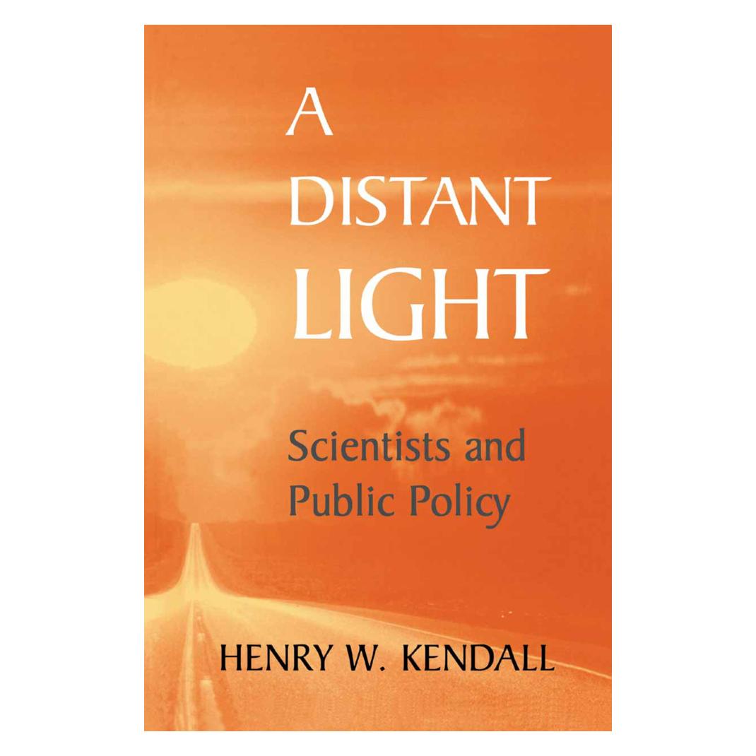 Springer A Distant Light (Englisch, Softcover, Henry W. Kendall) (55560576)