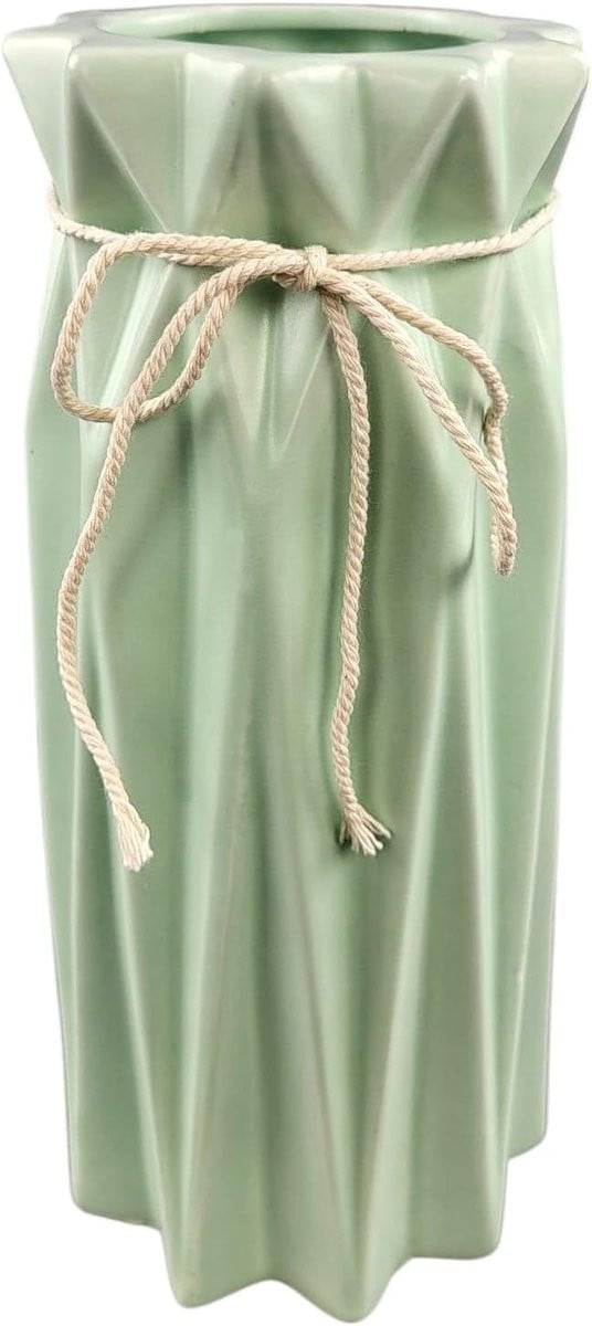 Moderne Keramische Vaas Pastel Groen met Origami Design, Hoogte: 18 cm