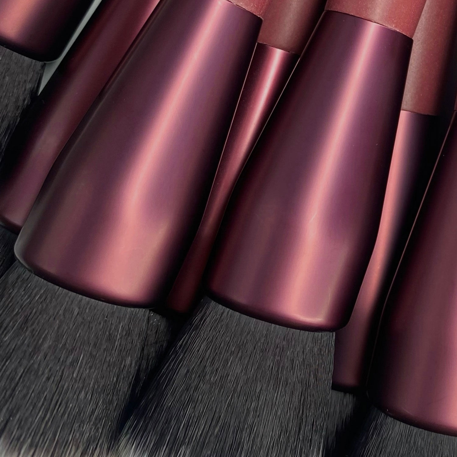 IDUN Minerals Pro Soft Kabuki Brush