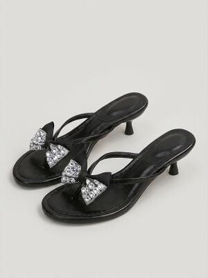 LightInthebox Women's Elegant Black Bow Thong Sandals - Chic Kitten Heel Flip Flops with Decorative Bow Knot for Luxury Cruise Vacations, Summer Deck Parties Tropical Resort Wear