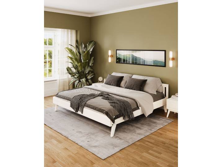 Naturwohnen Massivholzbett 200x200cm Kiefer Serie Laura Design und Handwerk perfekt vereint mit bioola® colour veredelt