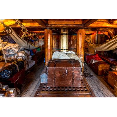 Fototapete PAPERMOON "Piratenschiff von innen", bunt, B:2,5m L:1,86m, Vlies, Tapeten