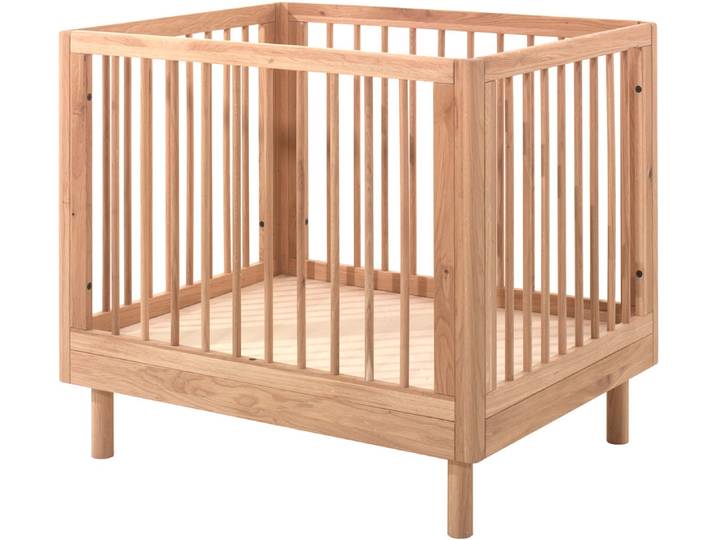 Kinderbett VIPACK stabil und hochwertig gebaut, Kanten gerundet, umlaufendes Gitter , braun (eiche natur geölt, eiche natur geölt, eiche natur geölt), B:99cm H:88cm L:79cm, Betten, Kinderbett, 95/75 cm, inkl. Bodenplatte, aus massiver Eiche natur geölt
