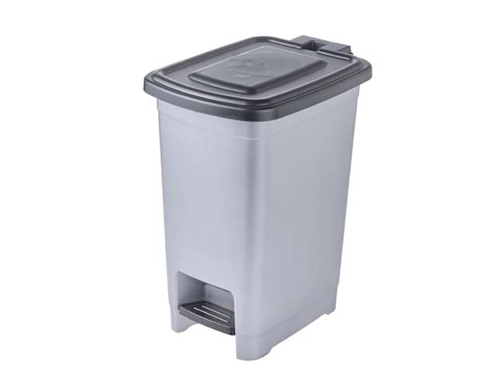 keeeper Treteimer, 10 l, Leichte Reinigung, Tretpedal zum hygienischen Öffnen und Schließen, Abfallbehälter, 20,5 x 28 x 35 cm, olaf, Light Silver (Silber)