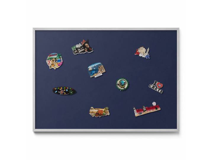 MAGNETTAFEL 100x70 cm silberner Rahmen – Pastellrosa Farbe