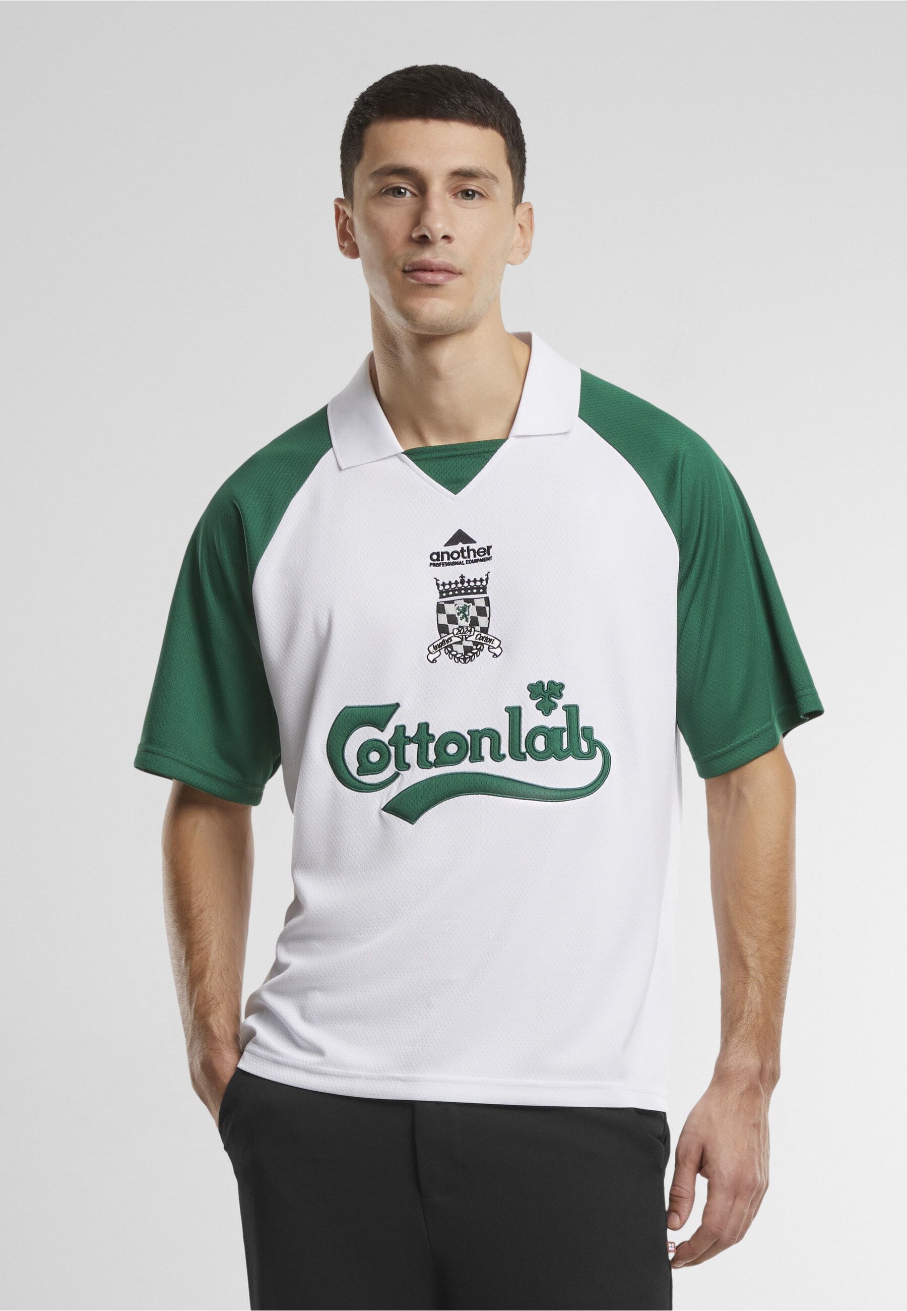 T-Shirt ANOTHER COTTON LAB "Another Cotton Lab Another Cotton Lab Cotton Lab Sport Jersey", Herren, Gr. S, weiß, 100% Polyester, mehrfarbig, normal, V-Ausschnitt, Shirts T-Shirt