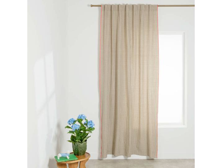 Vorhang mit verdeckter Schlaufenaufhängung aus recycelter Baumwolle, grün-weiß kariert mit leuchtend pinkfarbenem Besatz, 140 x 250 cm (einzeln erhältlich)
