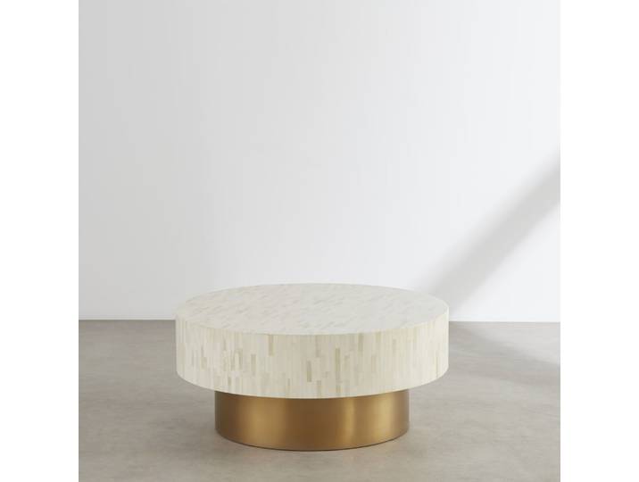 Table basse ronde en marqueterie d'os blanche et dorée D90