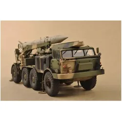 Trumpeter Rus. 9P113TELw/9M21 Rocket of9K52 Luna-M Short-range artillery