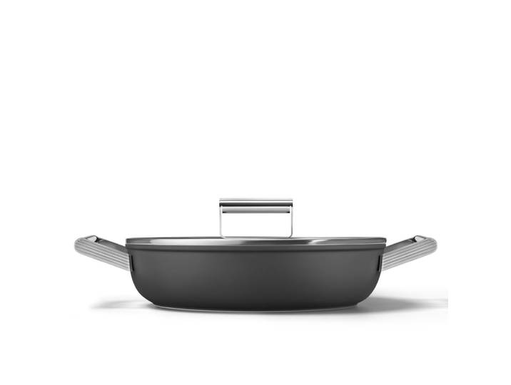 Sauteuse 28cm noir avec couvercle smeg