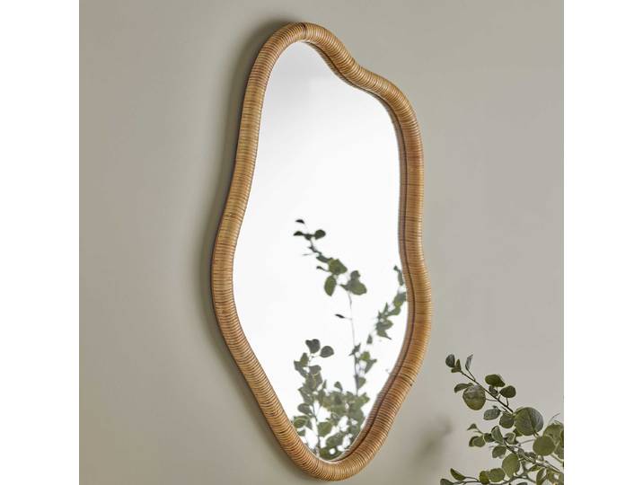 Bloomingville Organische Spiegel Ashlie Rotan, 80 x 50cm - Naturel