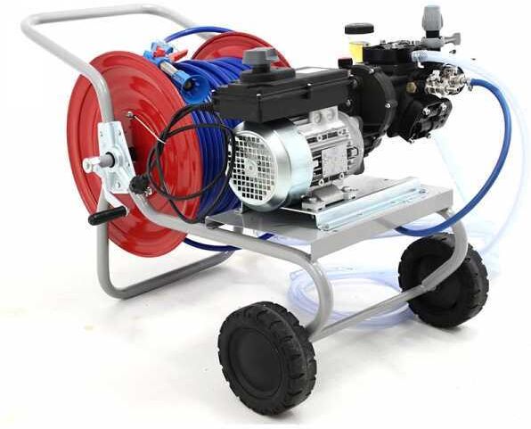AgriEuro TOP-LINE Groupe motopompe de pulvérisation électrique Comet APS 31 moteur électrique et chariot
