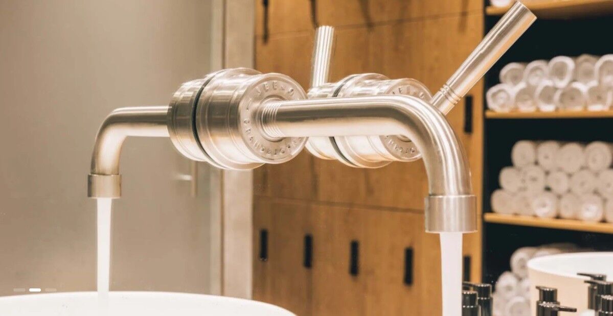 JEE-O Soho Wand-Waschtischarmatur, progressiv, edelstahl gebürstet, 700-1500 700-1500