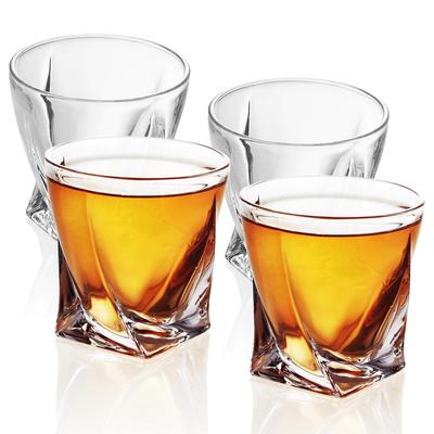 Intirilife 4x Whisky Glas in KRISTALL KLAR 'TWISTED' - 300 ml Füllemenge - Old Fashioned Whiskey Kristallglas Bleifrei im Sculpture Design