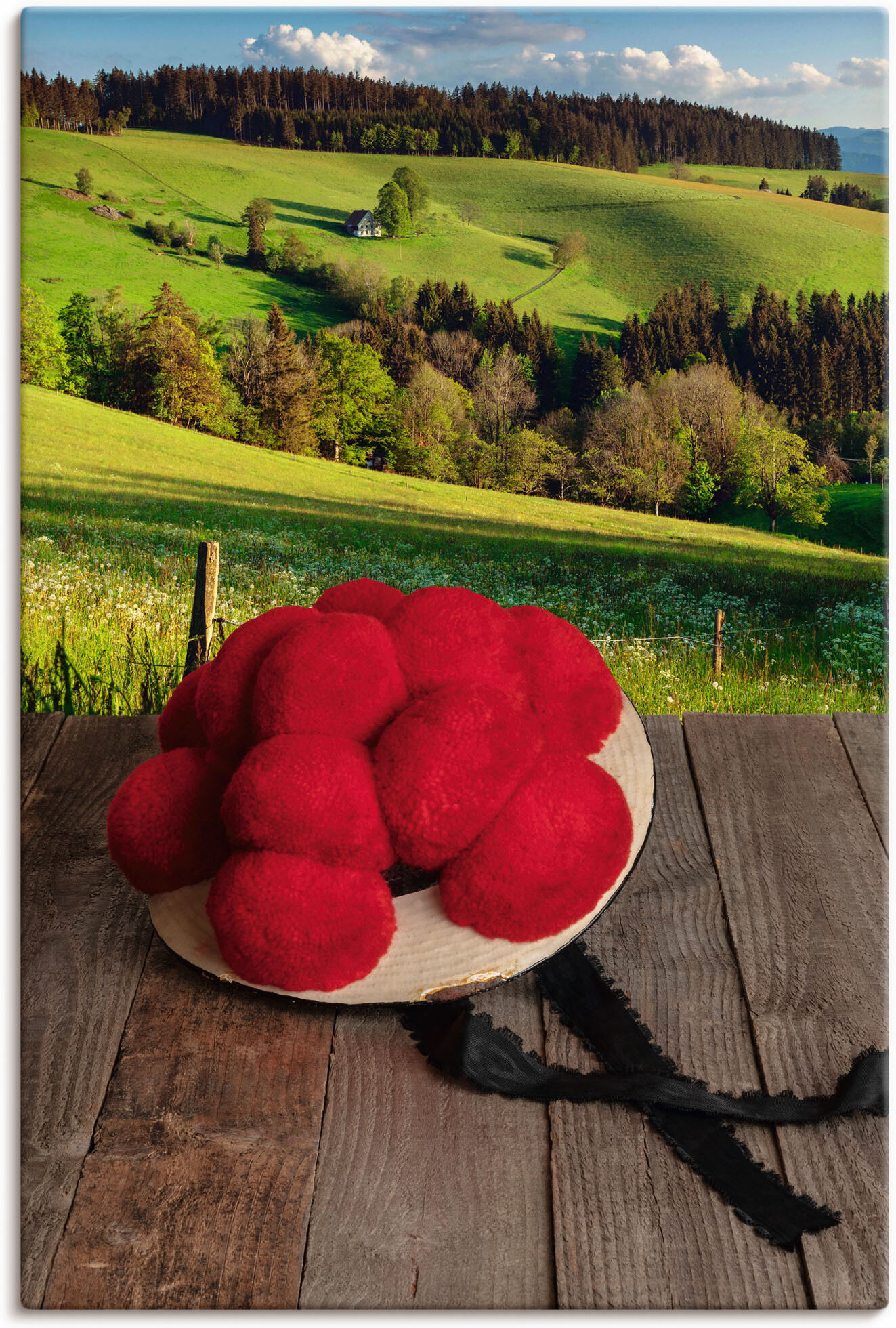Wandbild ARTLAND "Schwarzwälder Bollenhut auf Holztisch", grün (farbe bild(er): grün), B:60cm H:90cm, Bilder, Wandbild, als Alubild, Leinwandbild in verschied. Grössen farbe bild(er): grün B/H/T: 60cm x 90cm, Leinwandbild Wiesen & Baumbilder Hochformat, 1