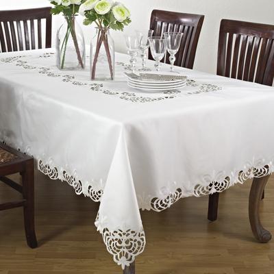 Saro Lifestyle Classic Cutwork Design Tablecloth