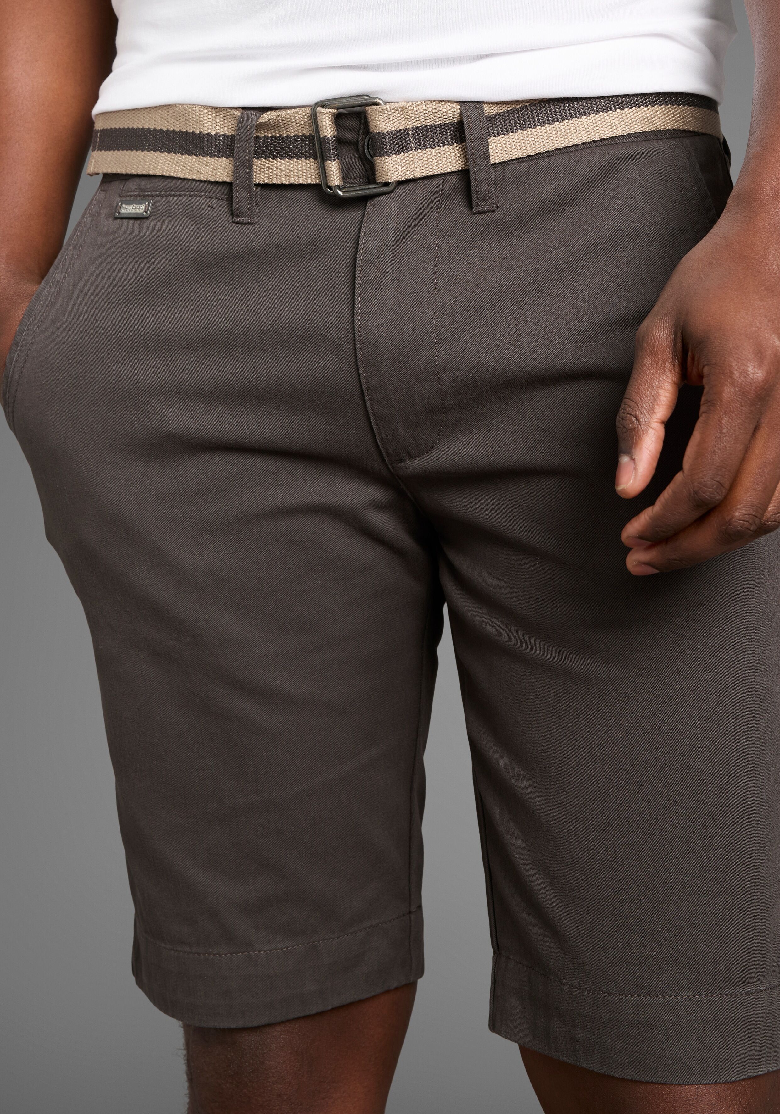 Chinoshorts BRUNO BANANI "inkl. Gürtel – moderner Sommer‑Essential", Herren, Gr. 31, N-Gr, grau (anthrazit), Twill, Obermaterial: 100% Baumwolle, unifarben, slim fit kniefrei, Hosen Chinoshorts, Dein perfekter Look: clean, maskulin, vielseitig anthrazit 3