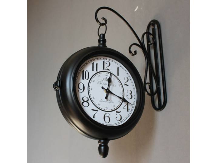Horloge murale rétro en fer double face, horloge à pendule vintage style européen vieilli, mouvement silencieux à 360° pour la pièce