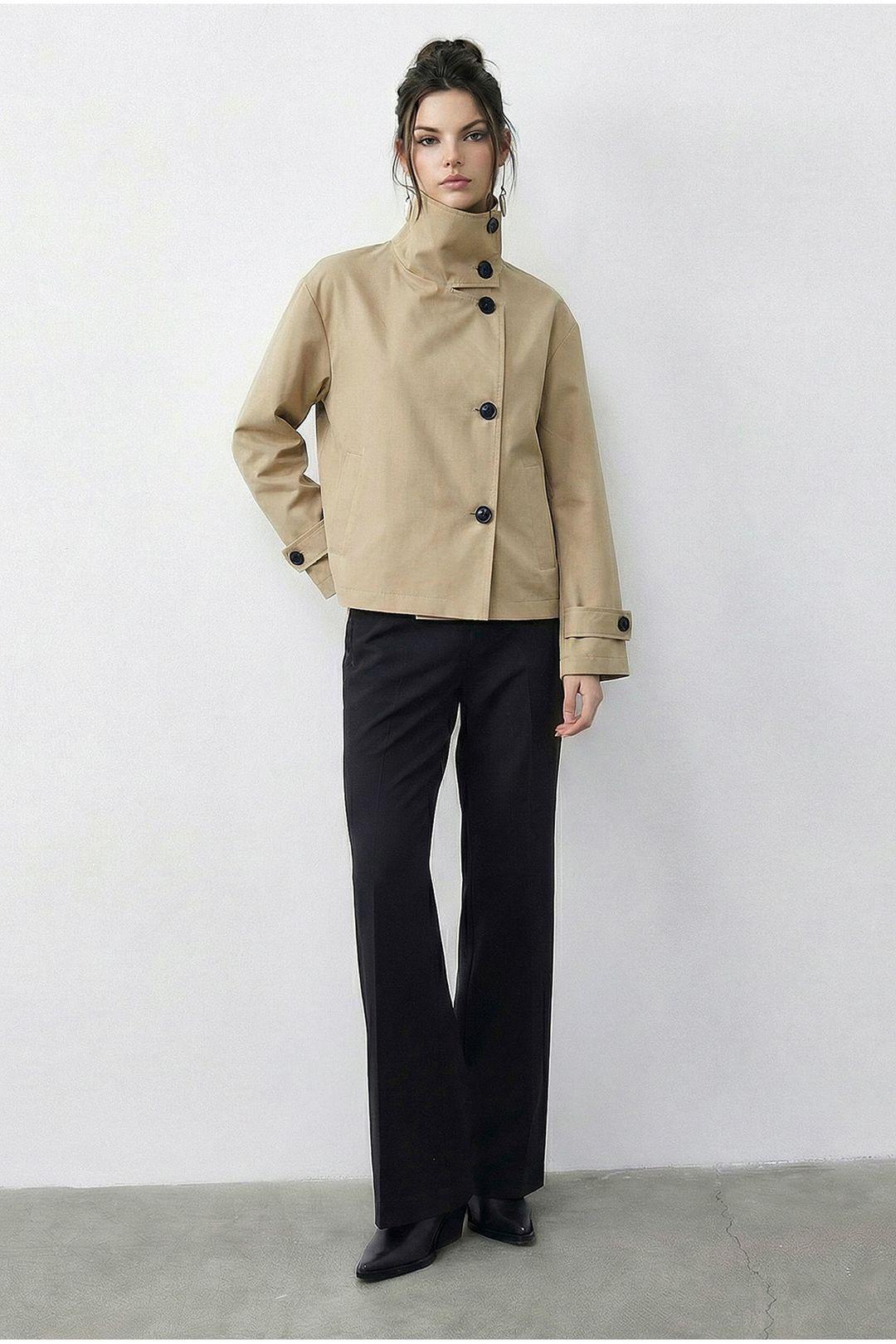 Kurzer Trenchcoat mit Mandarin-Kragen