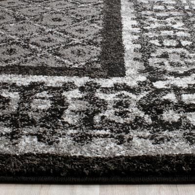 SAFAVIEH Adirondack Royce Distressed Rug