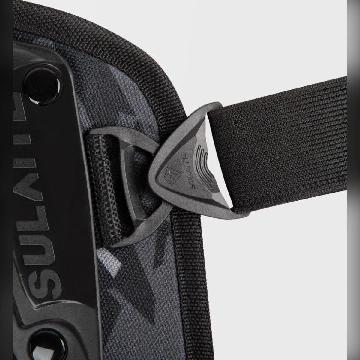 INF Motorrad Ellenbogenschützer – PP-Hartschale mit Schaumfutter, Schnellverschluss, Reflektierende Elemente, 2er-Set