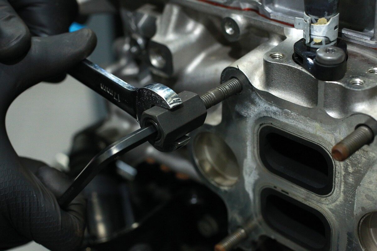 Connect 37657 Bolt, exhaust manifold
