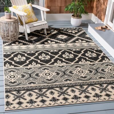 SAFAVIEH Veranda Srbislava Indoor/ Outdoor Waterproof Area Rug