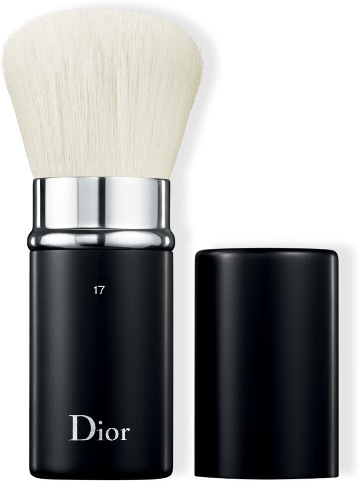 Christian Dior Backstage Kabuki Brush Nº17.