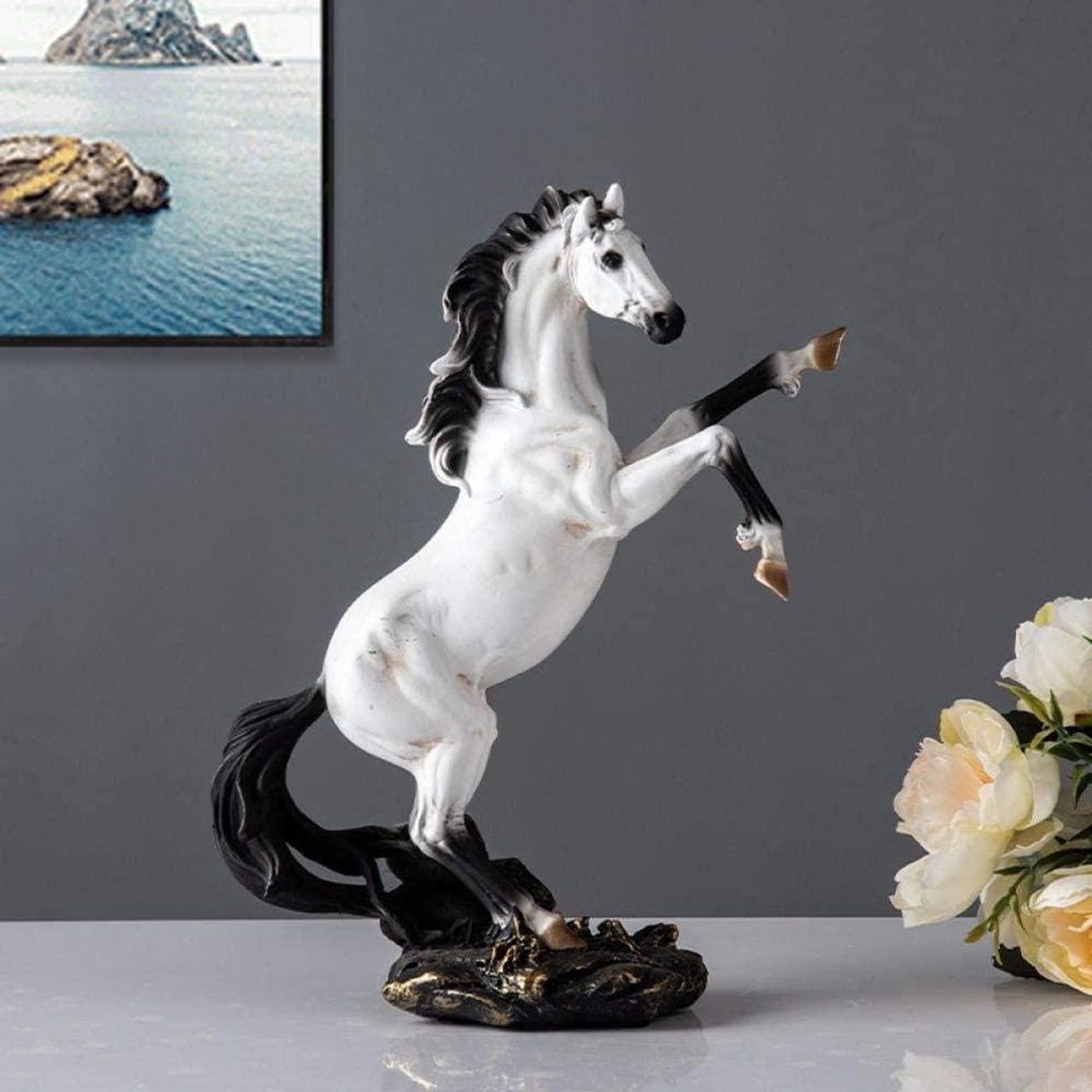Decoratief Paardenbeeld van Hars voor op de Tafel